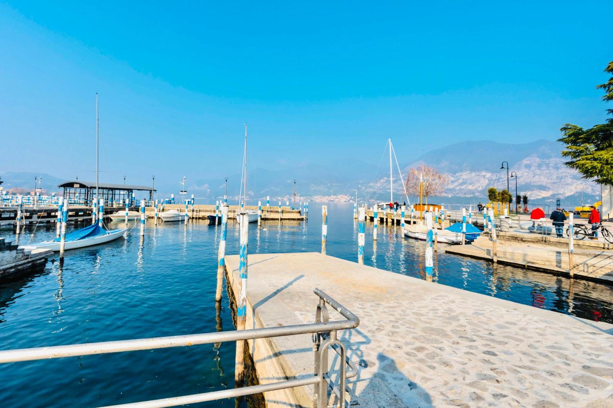Iseo Lake - Free Wi-Fi And Private Parking Included Exterior photo